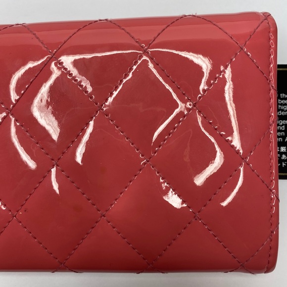 AUTHENTIC CHANEL MATELASSE QUILTED LONG WALLET - Picture 8 of 11